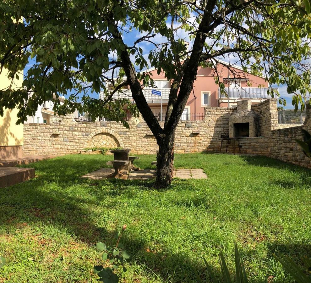 Mariella Otel Bašanija Dış mekan fotoğraf